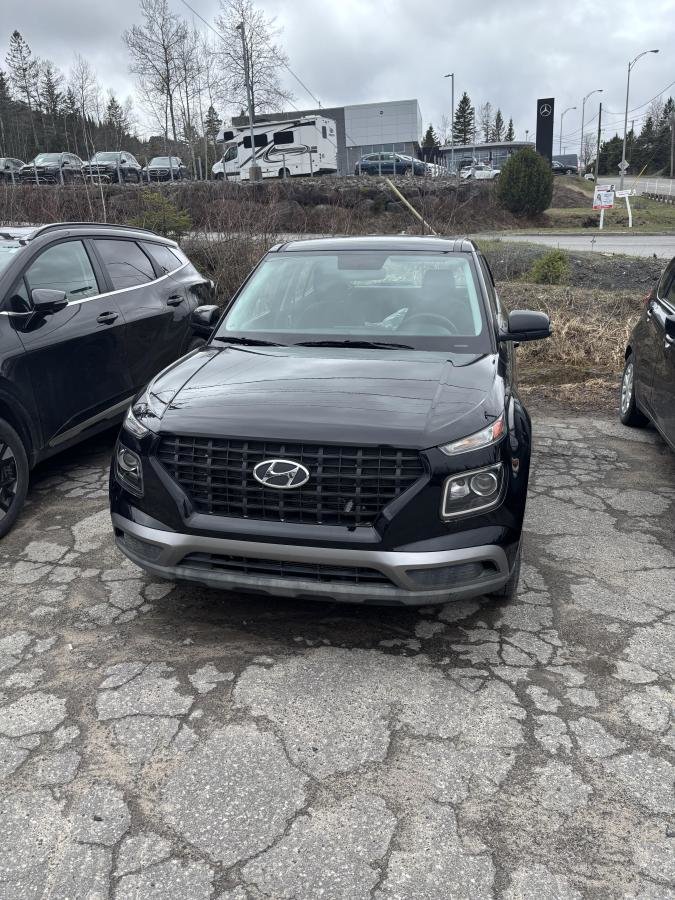 2021 Hyundai Venue Essential IVT **JAMAIS ACCIDENTÉ+ SEULEMENT 19000KM**UN SEUL PROPRIÉTAIRE**SIÈGES CHAUFFANTS** in Montréal, Quebec