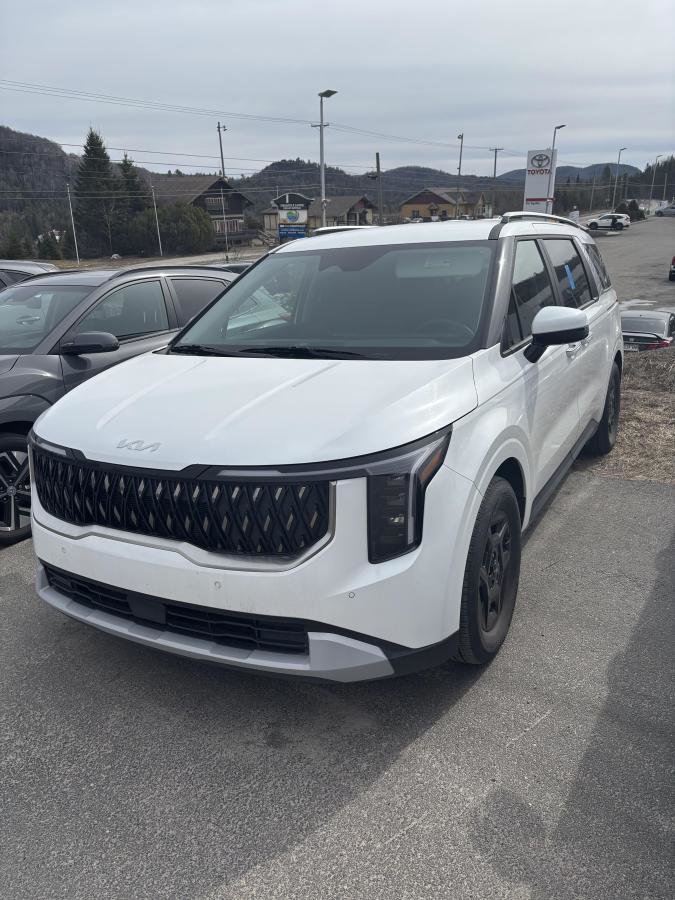 2025 Kia Carnival LX+ **JAMAIS ACCIDENTÉ+GARANTIE 10 ANS/ 200 000KM** PORTES ÉLECTRIQUES+VOLANT CHAUFFANT** in Montréal, Quebec