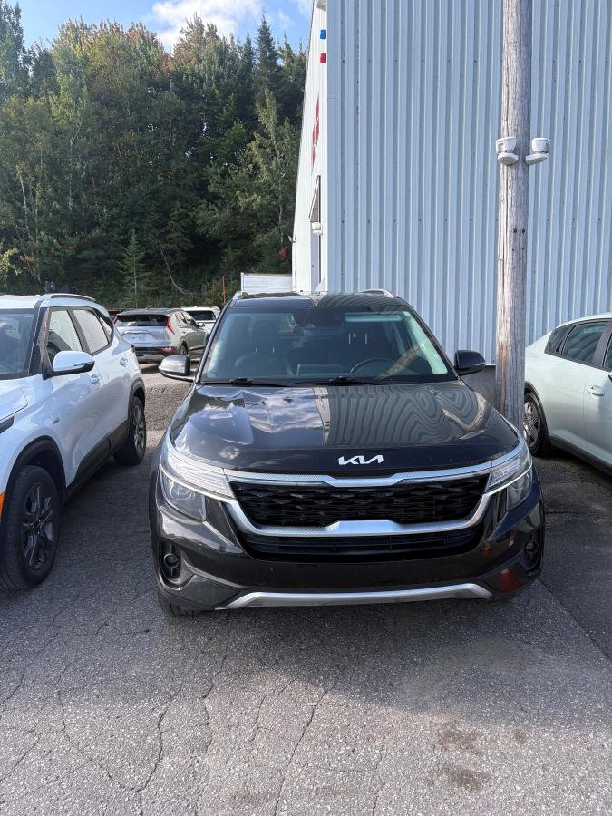 Kia Seltos EX AWD**GARANTIE 10 ANS 200 000KM**VOLANT CHAUFFANT**CUIR**TOIT OUVRANT** 2023 à Montréal, Québec