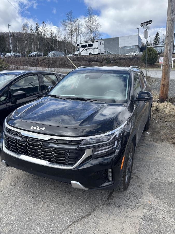 Kia Seltos EX AWD **JAMAIS ACCIENTÉ+GARANTIE 10 ANS/ 200 000KM** TOIT OUVRANT+SIÈGES EN CUIR+VOLANT CHAUFFANT** 2025 à Montréal, Québec