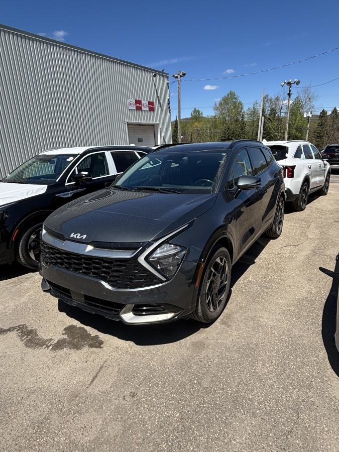 2023 Kia Sportage EX Premium **JAMAIS ACCIDENTÉ+GARANTIE 10 ANS/200 000KM** TOIT PANORAMIQUE+SIÈGES VENTILÉS**AWD in Montréal, Quebec