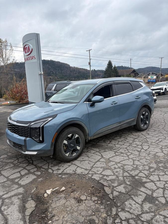 2026 Kia Sportage LX AWD**JAMAIS ACCIDENTÉ**GARANTIE 10 ANS 200 000KM**BANCS CHAUFFANTS**DÉMARREUR À DISTANCE**MAGS** in Montréal, Quebec