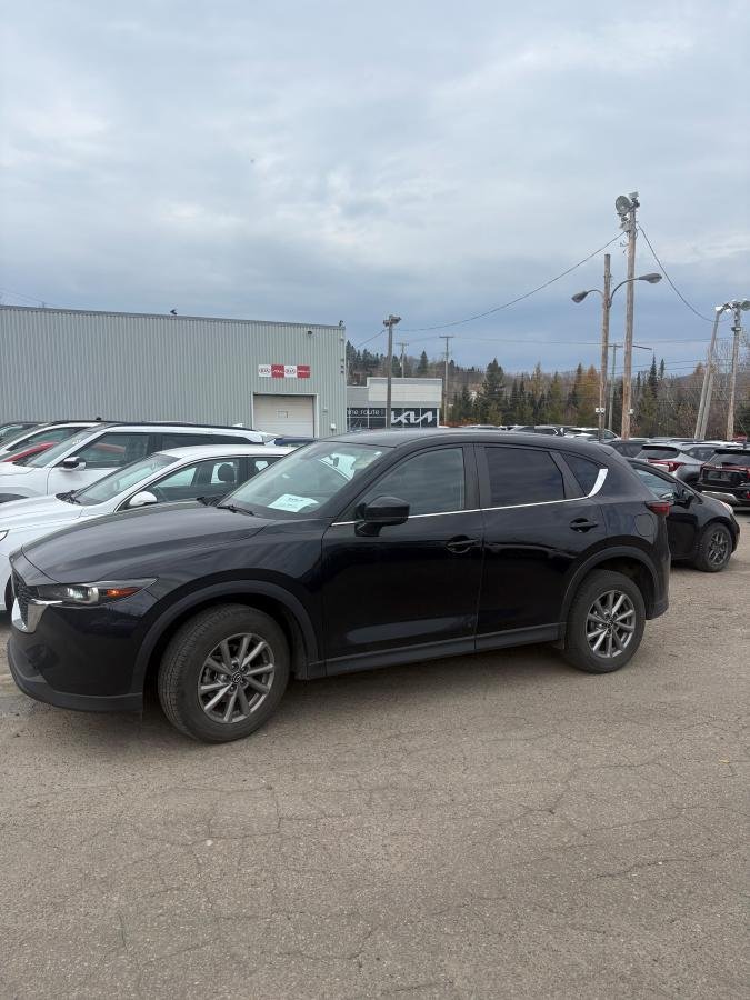 2022 Mazda CX-5 GX AWD**BANCS CHAUFFANTS**CAMÉRA DE RECUL**MAGS**APPLE CARPLY**AIR CLIM** in Montréal, Quebec