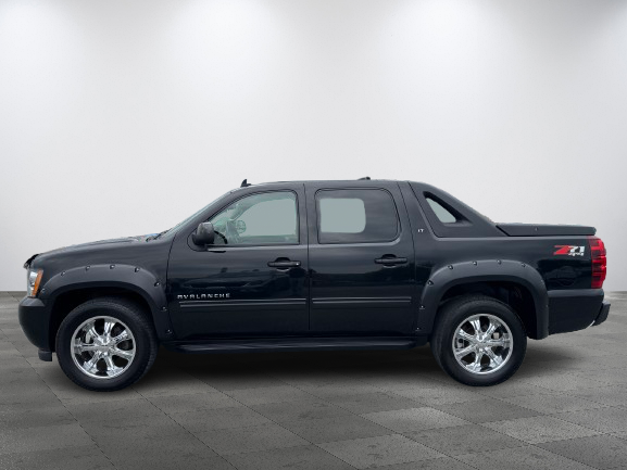 Chevrolet Avalanche LT Z71 4X4 PNEUS D'HIVER DEMARREUR PAS ACCIDENTE 2011 INSPECTE+HITCH+COUVRE CAISSE RIGIDE+PROTECTEUR DE CAISSE+CLIMATISATION BI-ZONES+BLUETOOTH+MAGS 20''