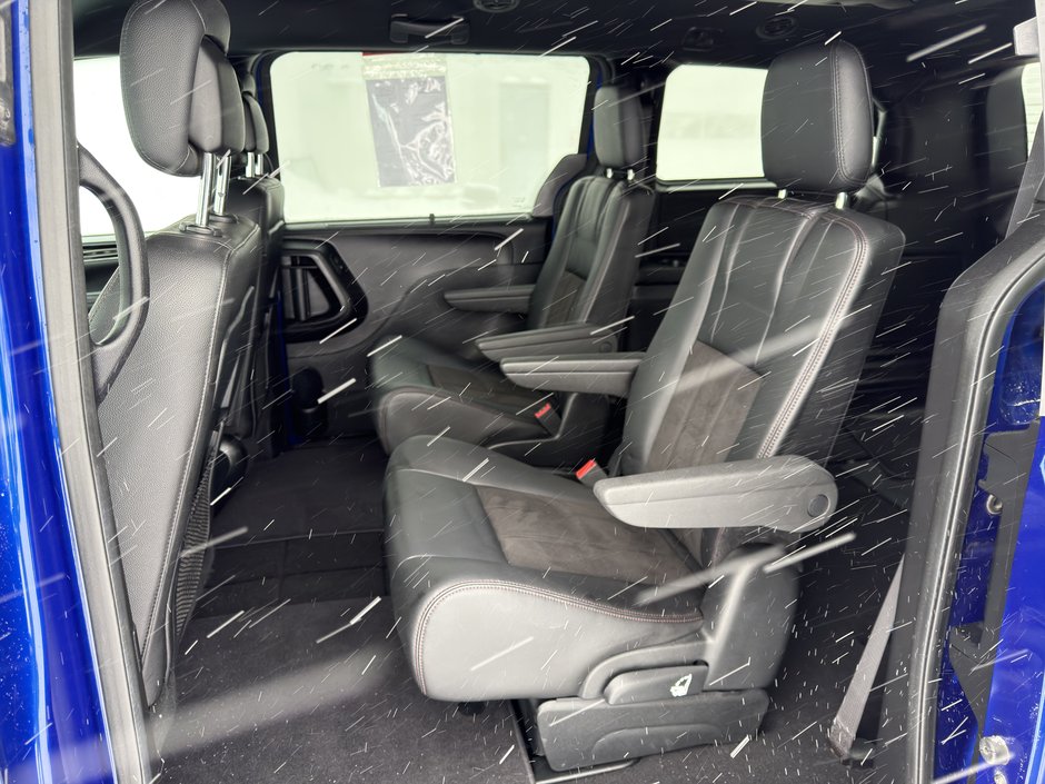 Dodge Grand Caravan Premium Plus PNEUS D'HIVER DEMARREUR PAS ACCIDENTE 2020 INSPECTE+HITCH+VOLANT CHAUFFANT+CUIR/TISSUS+SIEGE ELECTRIQUE+PORTES/HAYON ELECTRIQUE+MAGS 17''