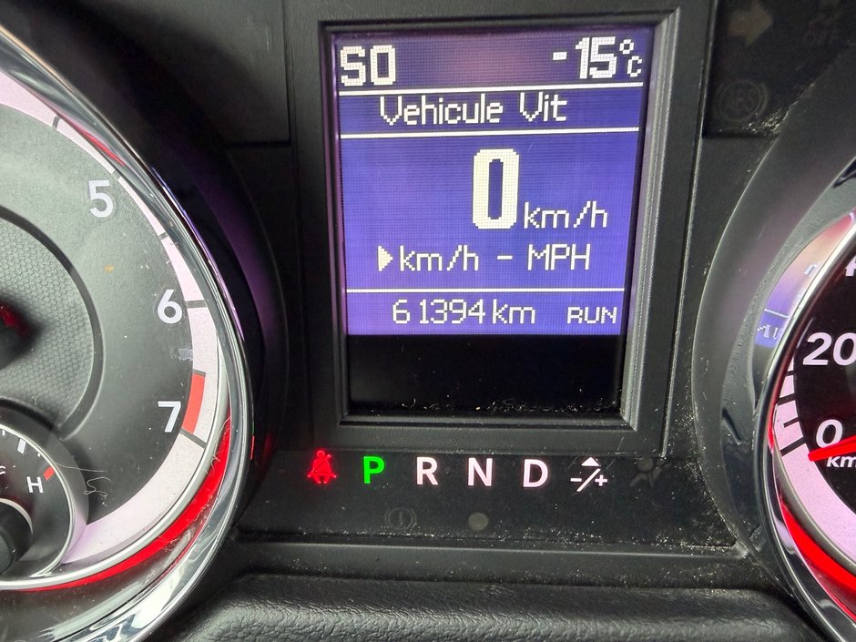 Dodge Grand Caravan Premium Plus PNEUS D'HIVER DEMARREUR PAS ACCIDENTE 2020 INSPECTE+HITCH+VOLANT CHAUFFANT+CUIR/TISSUS+SIEGE ELECTRIQUE+PORTES/HAYON ELECTRIQUE+MAGS 17''