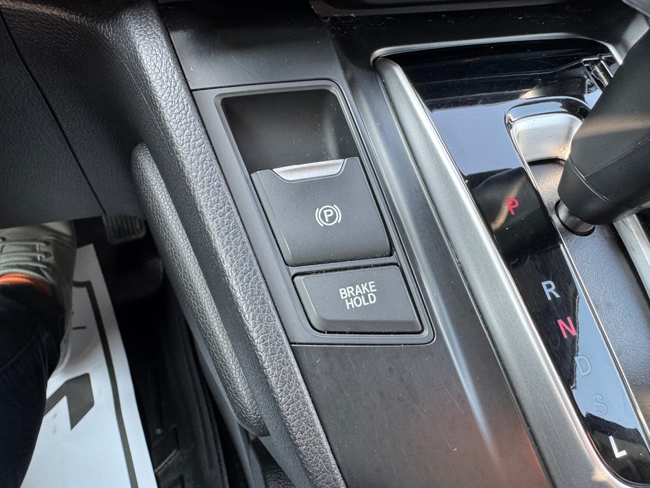 Honda CR-V LX AWD DEMARREUR HITCH 2017 INSPECTE+ANDROID AUTO/APPLE CARPLAY+CLE INTELLIGENTE/DEMARRAGE BOUTON POUSSOIR+CAMERA DE RECUL