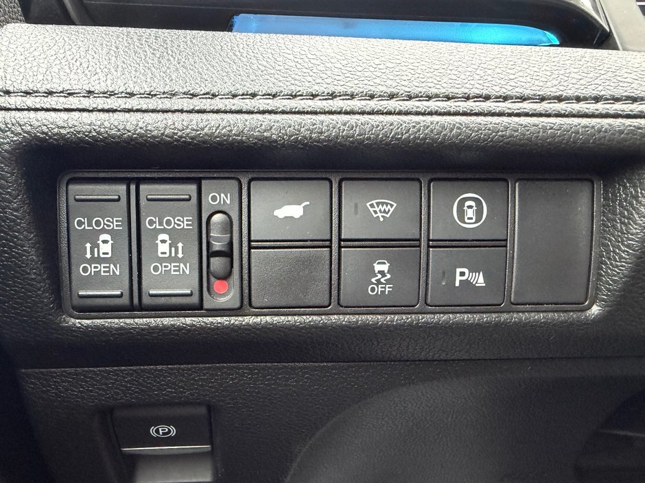 2021 Honda Odyssey Touring DEMARREUR PNEUS D'HIVER PAS ACCIDENTE