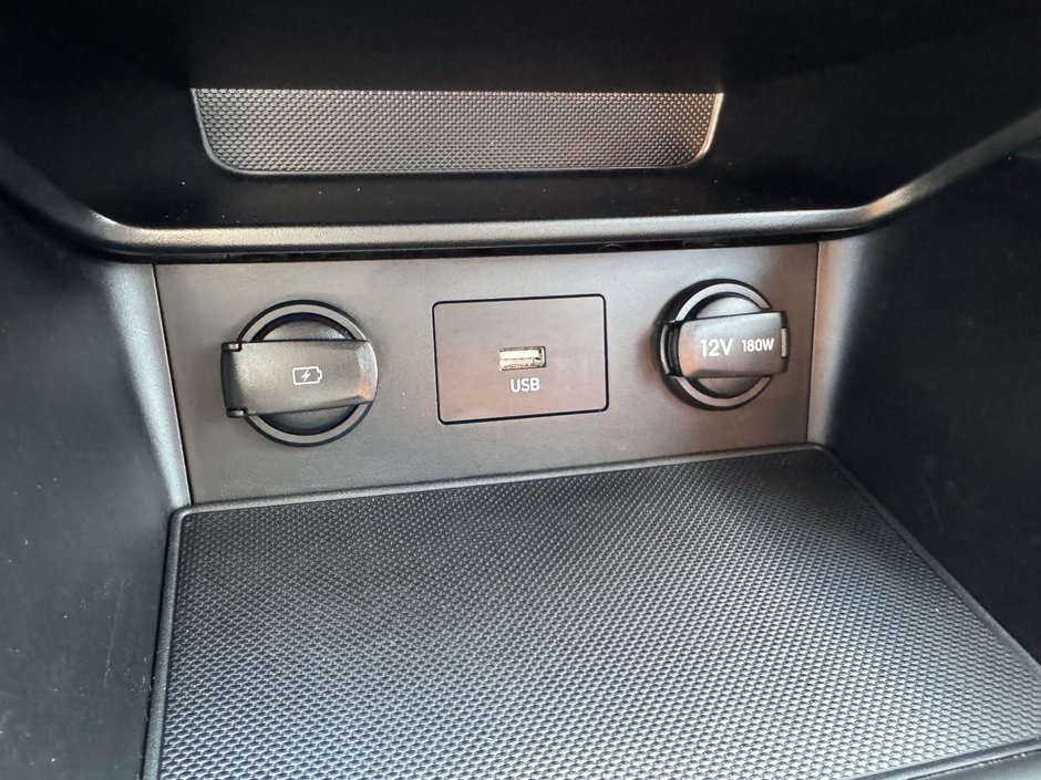2022 Hyundai Kona Preferred AWD DEMARREUR APPLE CARPLAY PAS ACCIDENT