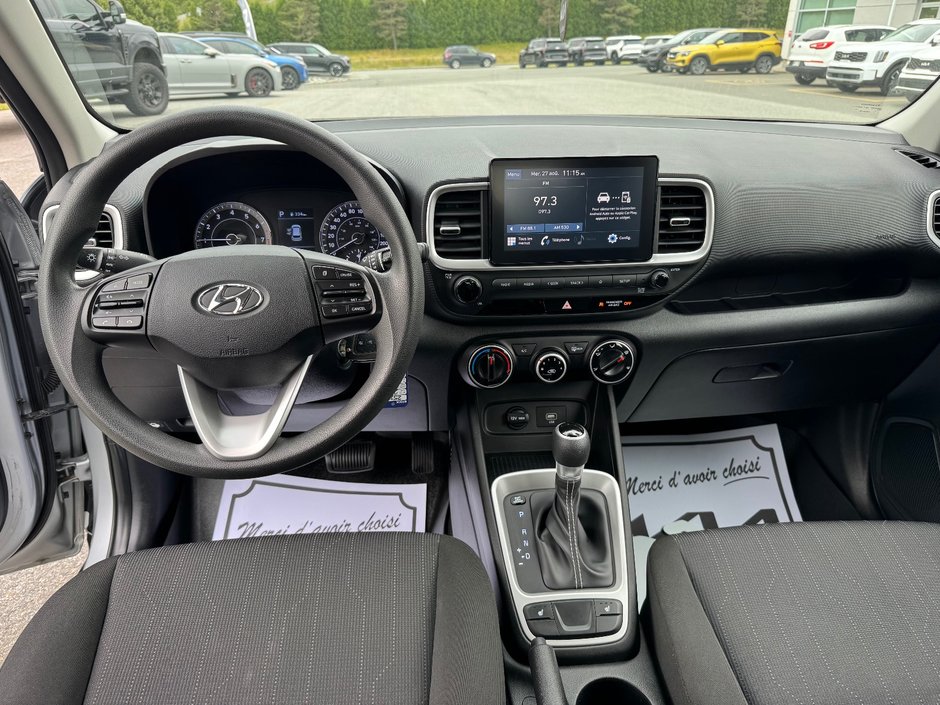 Hyundai Venue Essential PNEUS D'HIVER APPLE CARPLAY PAS ACCIDENT 2021 INSPECTE+CAMERA DE RECUL+SIEGES CHAUFFANTS+AIR CLIMATISE+BLUETOOTH+REGULATEUR DE VITESSES