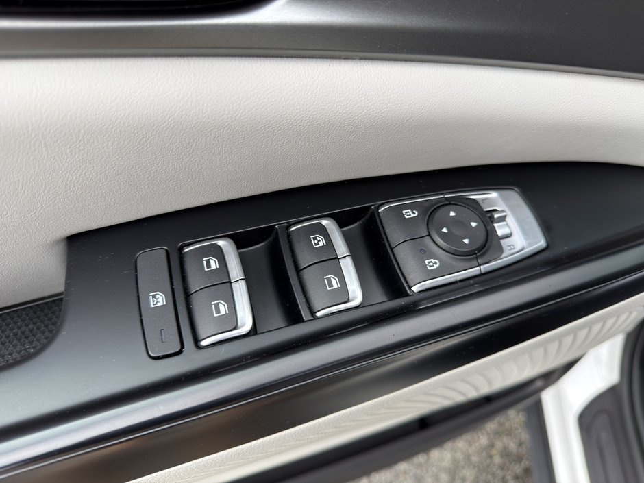 Kia Carnival LX WRAP CAPOT ET TOIT PNEUS D'HIVER PAS ACCIDENTE 2022 INSPECTE+PNEUS D'ÉTÉ NEUFS+HTICH+MAGS 19''+ANDROID AUTO/APPLE CARPLAY+CAMERA DE RECUL+AIR CLIMATISE