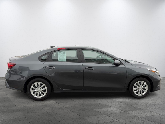 Kia Forte LX APPLE CARPLAY SIEGES CHAUFFANTS PAS ACCIDENTE 2023 INSPECTE+AIR CLIMATISE+BLUETOOTH+REGULATEUR DE VITESSES+PHARES AUTOMATIQUE+COMMANDES AU VOLANT