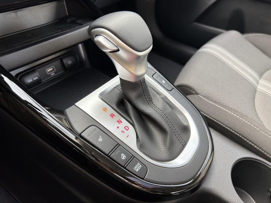 Kia Forte EX+ PNEUS D'HIVER DEMARREUR PAS ACCIDENTE 2023 INSPECTE+TOIT OUVRANT+MAGS 17''+DETECTEUR D'ANGLES MORTS+VOLANT CHAUFFANT+APPLE CARPLAY+BLUETOOTH