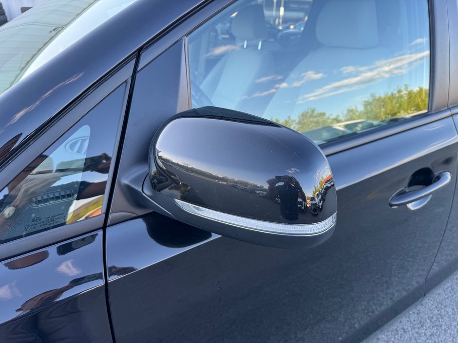Kia Sedona LX HITCH APPLE CARPLAY PAS ACCIDENTE 2020 INSPECTE+VOLANT CHAUFFANT+CAMERA DE RECUL+MIROIRS OUVRENT/FERMENT AUTOMATIQUEMENT+SIEGES CHAUFFANTS