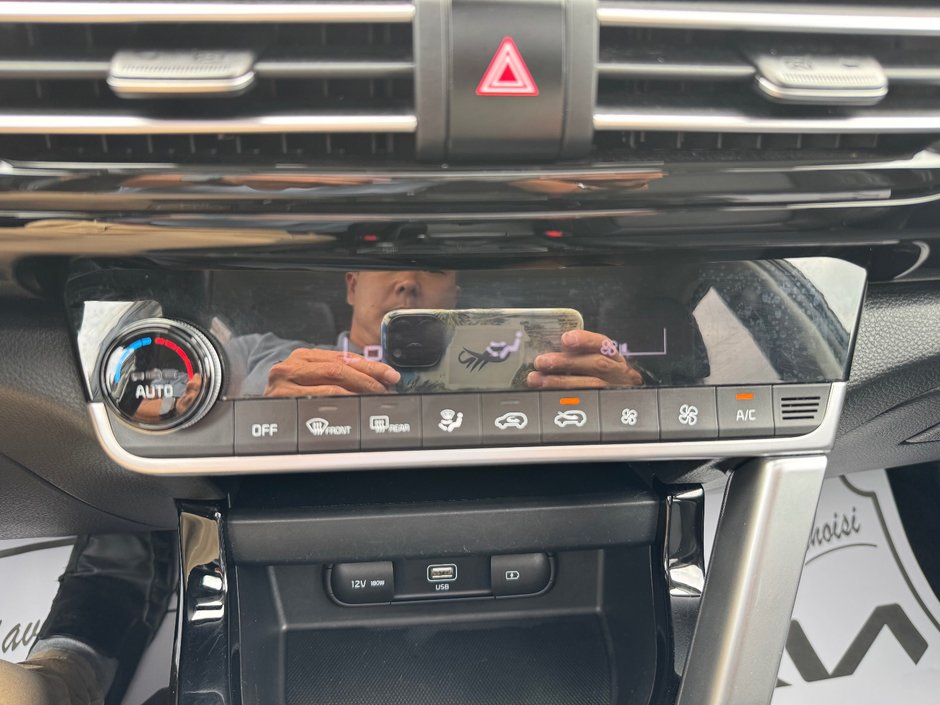 Kia Seltos EX AWD DEMARREUR VOLANT CHAUFFANT PAS ACCIDENTE 2021 INSPECTE+DETECTEUR D'ANGLES MORTS+TOIT OUVRANT+SIEGES CHAUFFANTS+AIR CLIMATISE+CUIR+MAGS 17''