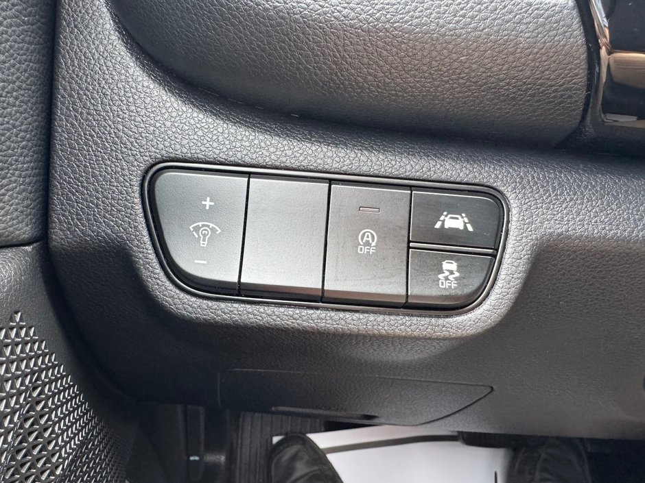 Kia Seltos EX AWD DEMARREUR VOLANT CHAUFFANT PAS ACCIDENTE 2021 INSPECTE+DETECTEUR D'ANGLES MORTS+TOIT OUVRANT+SIEGES CHAUFFANTS+AIR CLIMATISE+CUIR+MAGS 17''