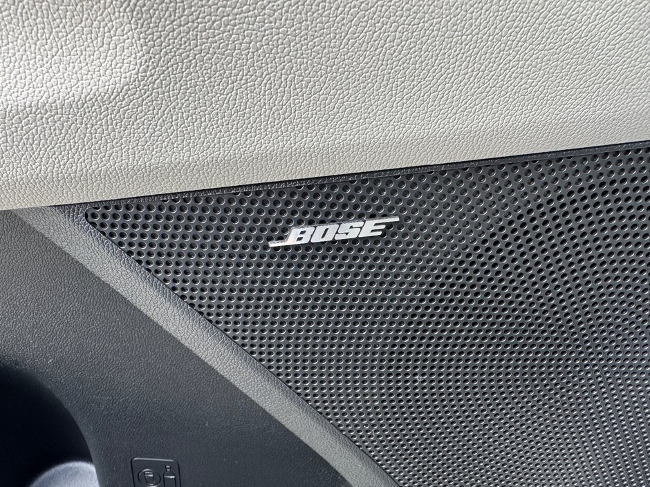 Kia Sorento Plug-In Hybrid PHEV SX AWD PNEUS D'HIVER DEMARREUR PAS ACCIDENTE 2023 INSPECTE+HITCH+INTERIEUR GRIS+CUIR+SIEGES ELECTRIQUES+HAYON INTELLIGENT+GPS+RADIO SIRIUS