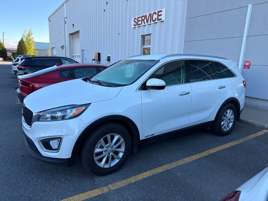 Kia Sorento LX V6 AWD PNEUS D'HIVER DEMARREUR PAS ACCIDENTE 2018 INSPECTE+7 PASSAGERS+ANDROID AUTO/APPLE CARPLAY+DETECTEUR D'ANGLES MORTS+CAMERA DE RECUL
