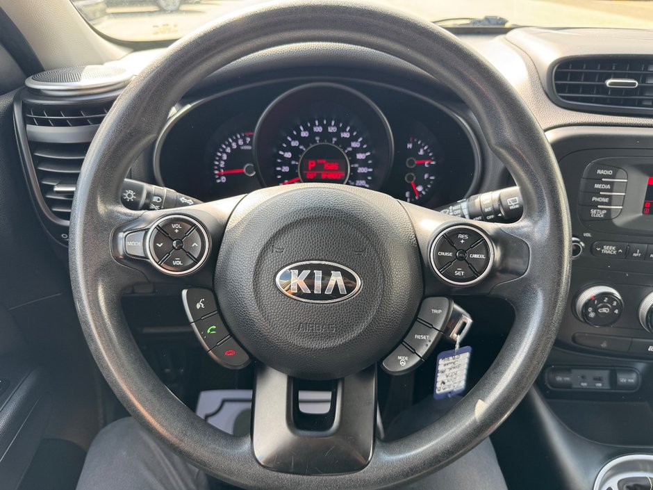 Kia Soul EX+ PNEUS D'HIVER SIEGES CHAUFFANTS PAS ACCIDENTE 2014 INSPECTE+AIR CLIMATISE+BLUETOOTH+REGULATEUR DE VITESSES+RADIO SIRIUS+MAGS 17''+MODE ECO