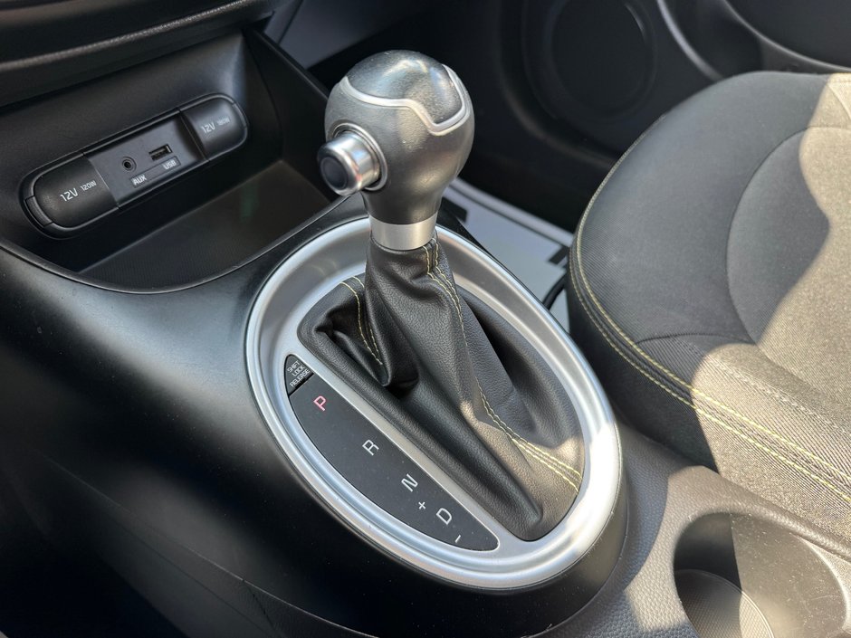 Kia Soul EX+ PNEUS D'HIVER SIEGES CHAUFFANTS PAS ACCIDENTE 2014 INSPECTE+AIR CLIMATISE+BLUETOOTH+REGULATEUR DE VITESSES+RADIO SIRIUS+MAGS 17''+MODE ECO