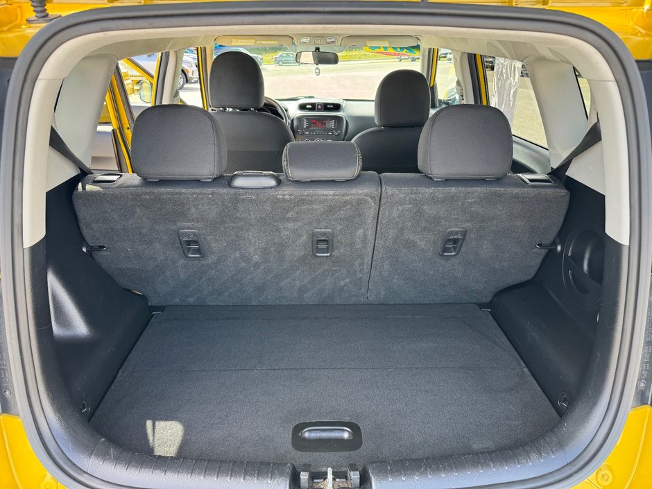 Kia Soul EX+ PNEUS D'HIVER SIEGES CHAUFFANTS PAS ACCIDENTE 2014 INSPECTE+AIR CLIMATISE+BLUETOOTH+REGULATEUR DE VITESSES+RADIO SIRIUS+MAGS 17''+MODE ECO
