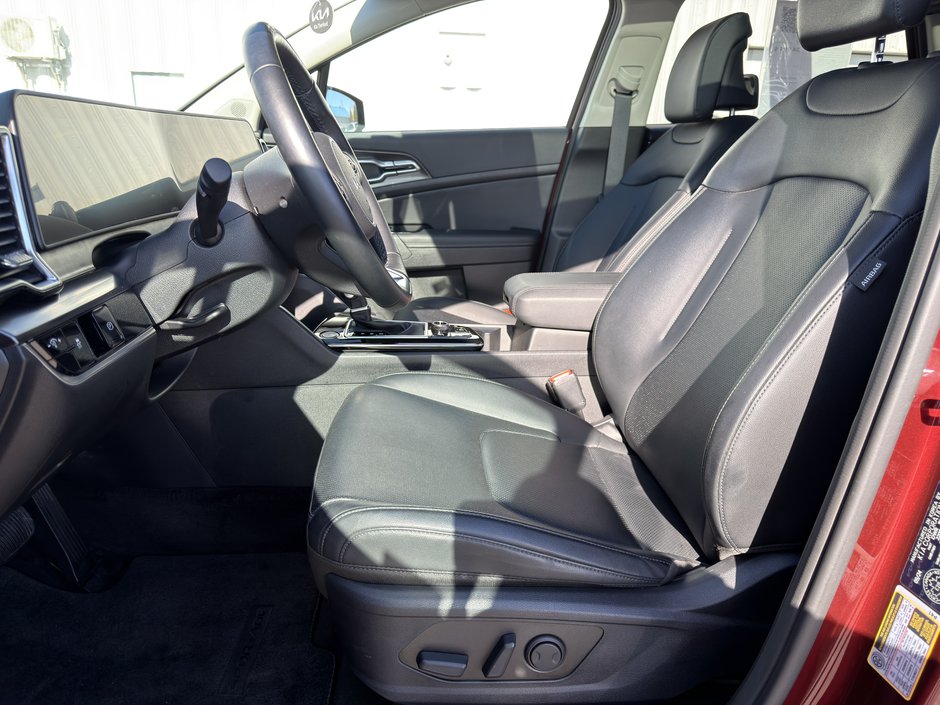 Kia Sportage EX DEMARREUR TOIT PANO PAS ACCIDENTE 2025 INSPECTE+SIEGE ELECTRIQUE+CUIR+VOLANT CHAUFFANT+GPS+REGULATEUR DE VITESSES ADAPTATIF+MAGS 18''