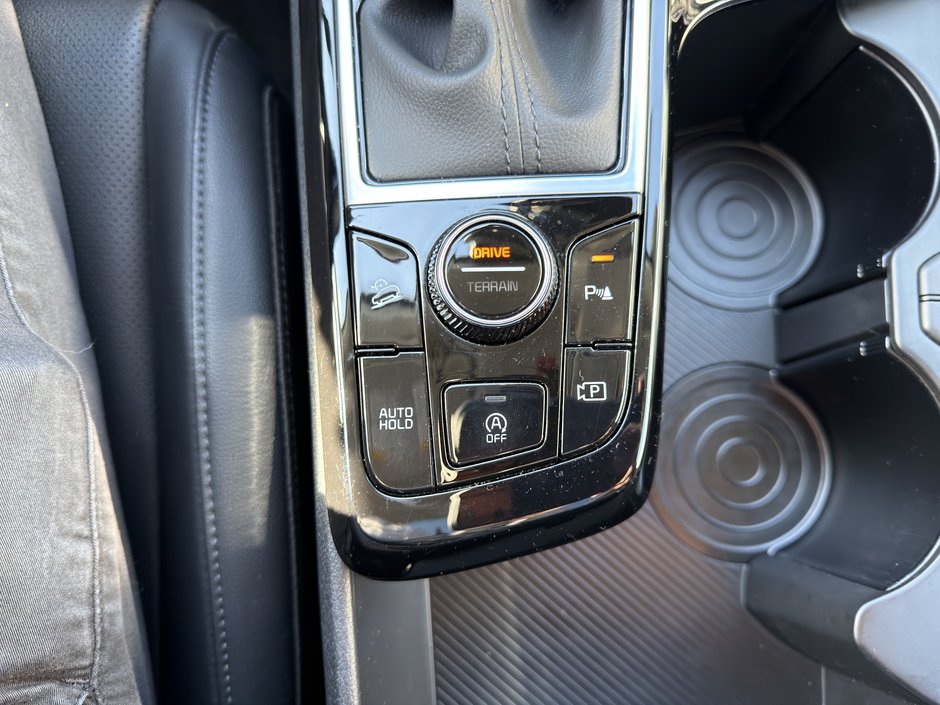 Kia Sportage EX DEMARREUR TOIT PANO PAS ACCIDENTE 2025 INSPECTE+SIEGE ELECTRIQUE+CUIR+VOLANT CHAUFFANT+GPS+REGULATEUR DE VITESSES ADAPTATIF+MAGS 18''