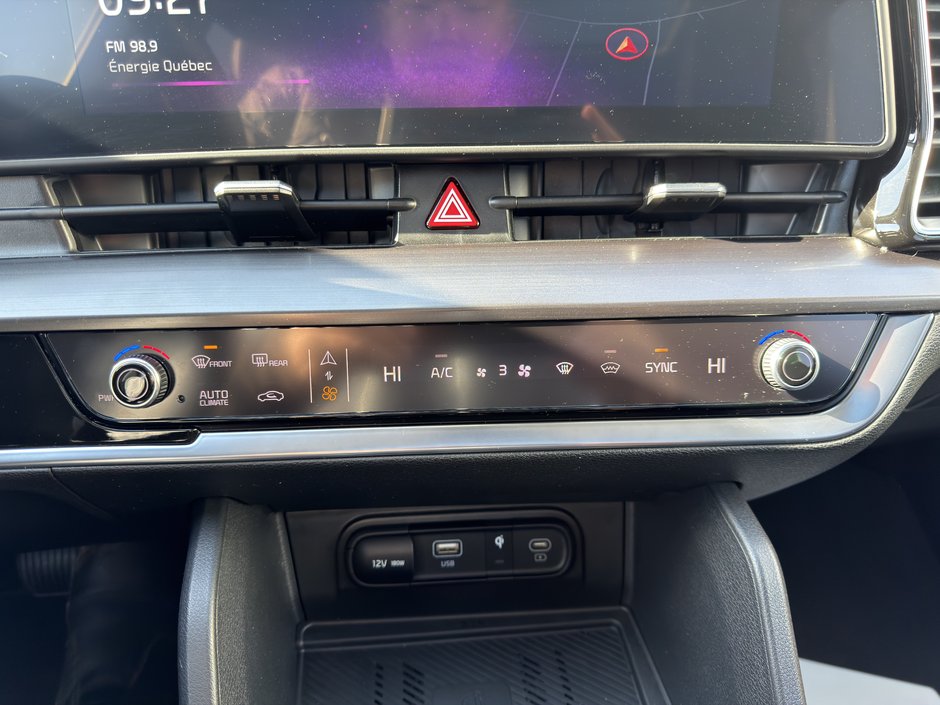 Kia Sportage EX DEMARREUR TOIT PANO PAS ACCIDENTE 2025 INSPECTE+SIEGE ELECTRIQUE+CUIR+VOLANT CHAUFFANT+GPS+REGULATEUR DE VITESSES ADAPTATIF+MAGS 18''