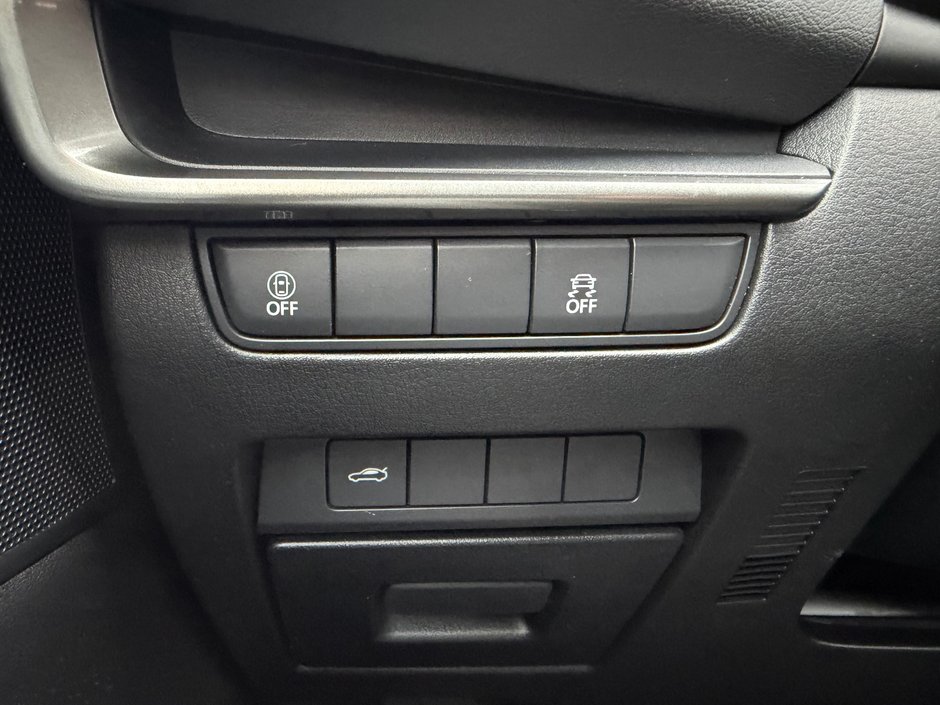 2023 Mazda 3 GS PNEUS D'HIVER APPLE CARPLAY VOLANT CHAUFFANT