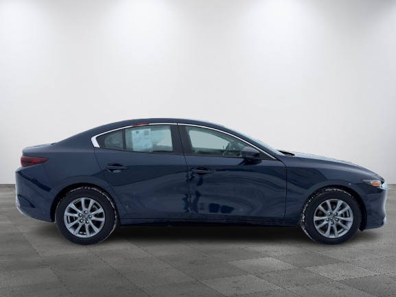 2023 Mazda 3 GS PNEUS D'HIVER APPLE CARPLAY VOLANT CHAUFFANT