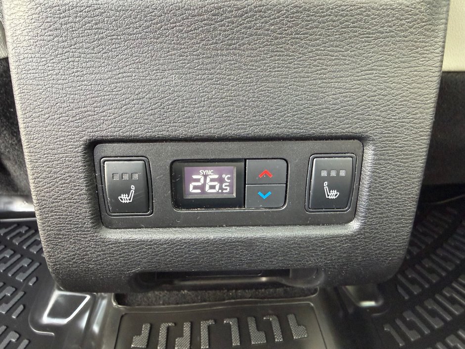 2022 Mitsubishi Outlander GT AWD INT GRIS HITCH PNEUS D'HIVER PAS ACCIDENTE