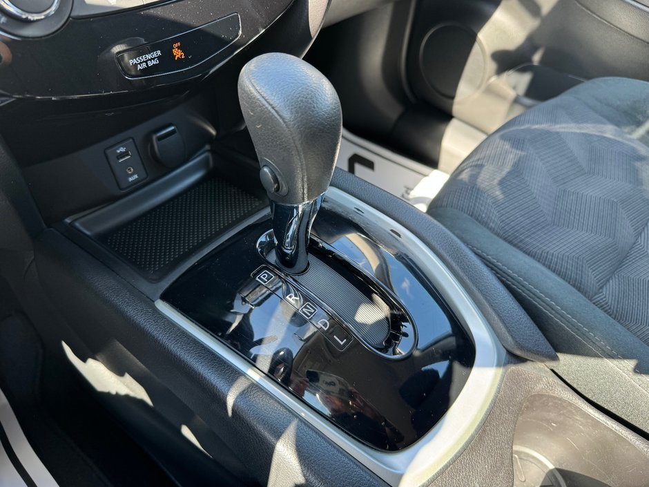 Nissan Rogue S TA CAMERA RECUL BLUETOOTH PAS ACCIDENTE 2016 INSPECTE+AIR CLIMATISE+RADIO SIRIUS+REGULATEUR DE VITESSES+GROUPE ELECTRIQUE+LECTEUR CD