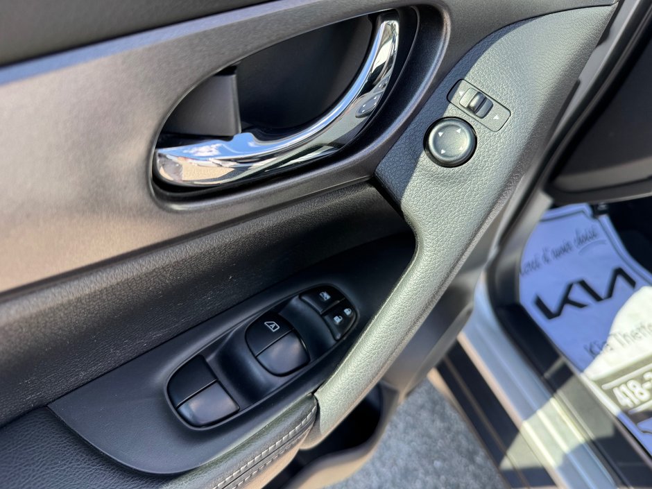 Nissan Rogue S TA CAMERA RECUL BLUETOOTH PAS ACCIDENTE 2016 INSPECTE+AIR CLIMATISE+RADIO SIRIUS+REGULATEUR DE VITESSES+GROUPE ELECTRIQUE+LECTEUR CD