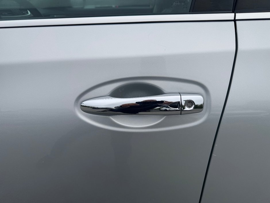 Nissan Rogue SL AWD CAMERA 360 HAYON ELECTRIQUE PAS ACCIDENTE 2016 INSPECTE+CUIR+SIEGE ELECTRIQUE+TOIT OUVRANT PANORAMIQUE+DETECTEUR D'ANGLES MORTS+RARIO SIRIUS+MAG 18