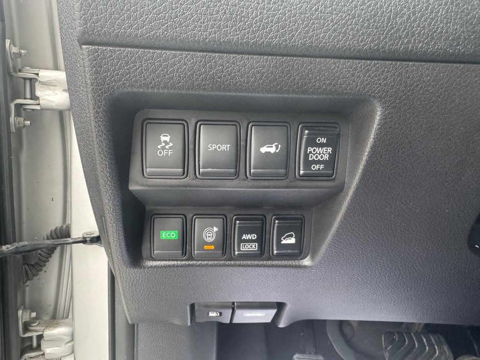 Nissan Rogue SL AWD CAMERA 360 HAYON ELECTRIQUE PAS ACCIDENTE 2016 INSPECTE+CUIR+SIEGE ELECTRIQUE+TOIT OUVRANT PANORAMIQUE+DETECTEUR D'ANGLES MORTS+RARIO SIRIUS+MAG 18