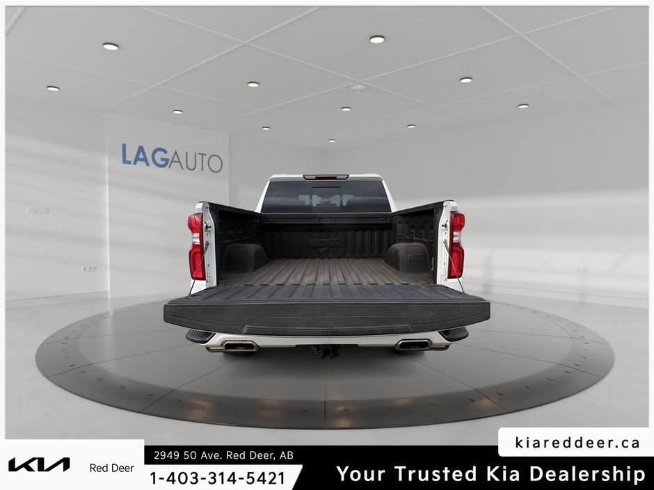 2022 Chevrolet Silverado 1500 LTD High Country-23