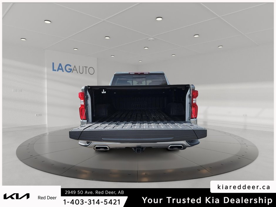 2023 Chevrolet Silverado 1500 High Country-22