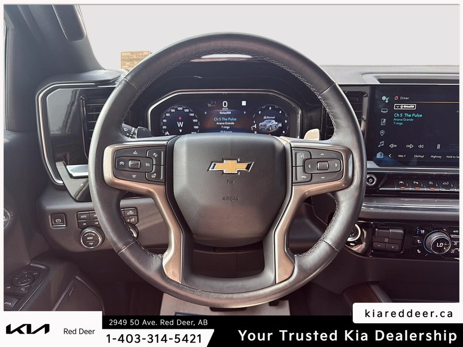 2023 Chevrolet Silverado 1500 High Country-10