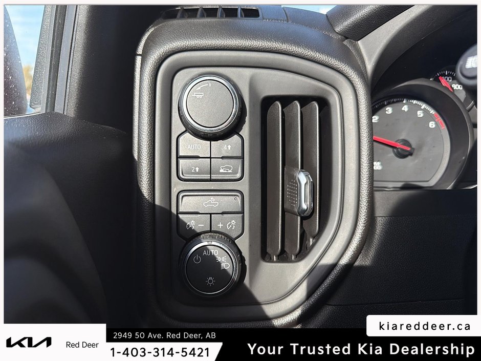 2024 Chevrolet Silverado 1500 Custom-16