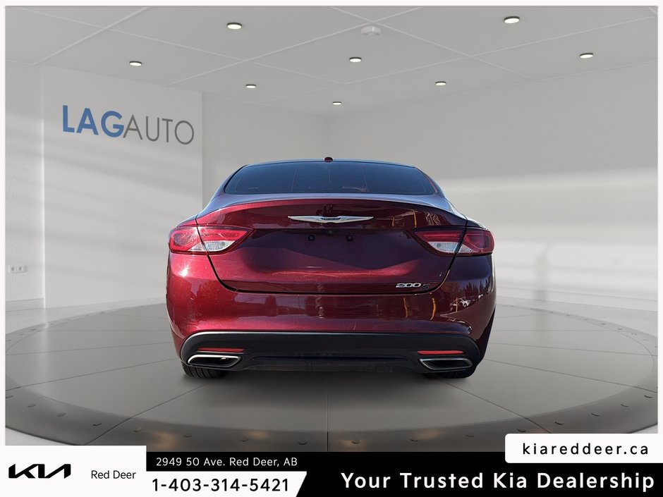 2016 Chrysler 200 S-3