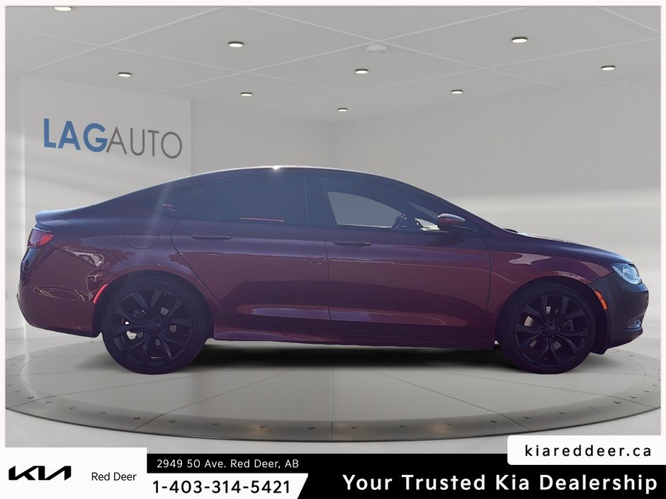 2016 Chrysler 200 S-5