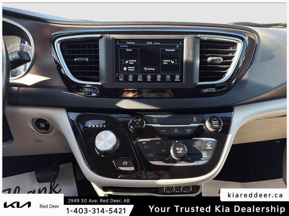 2021 Chrysler Grand Caravan SXT-12