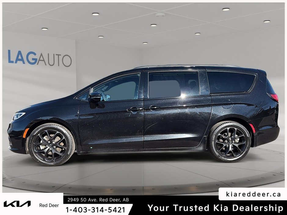 2024 Chrysler Pacifica Touring-L-1