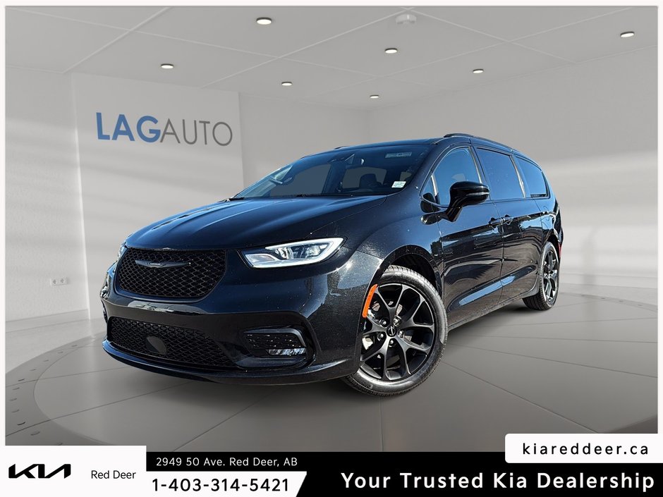 2024 Chrysler Pacifica Touring-L-0