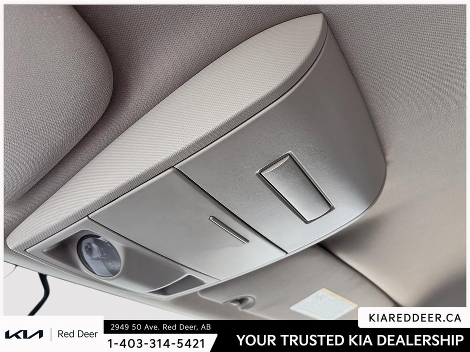 2011 Dodge Grand Caravan SXT-13