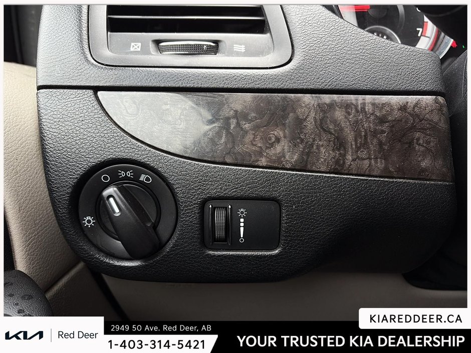 2011 Dodge Grand Caravan SXT-14