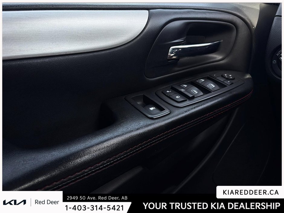 2015 Dodge Grand Caravan R/T-15