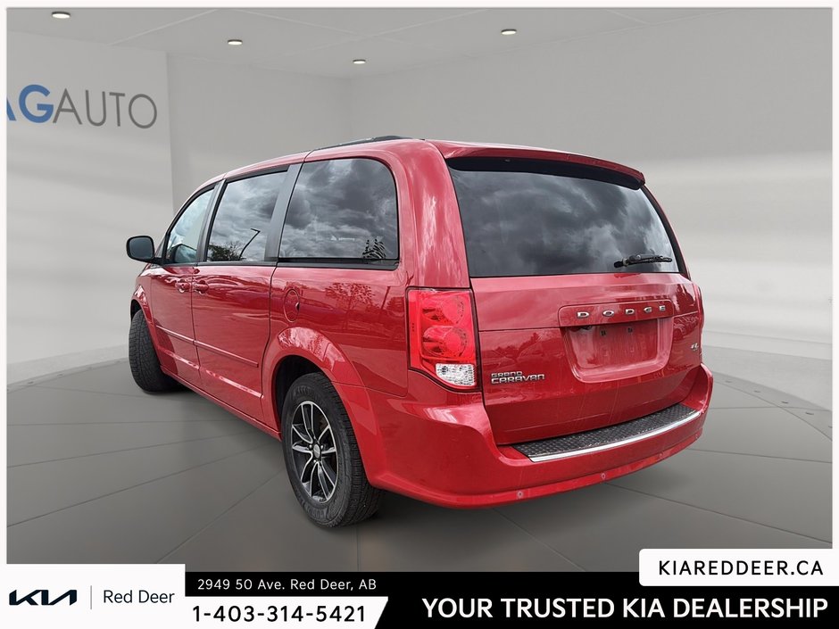 2015 Dodge Grand Caravan R/T-2