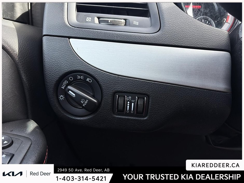 2015 Dodge Grand Caravan R/T-14