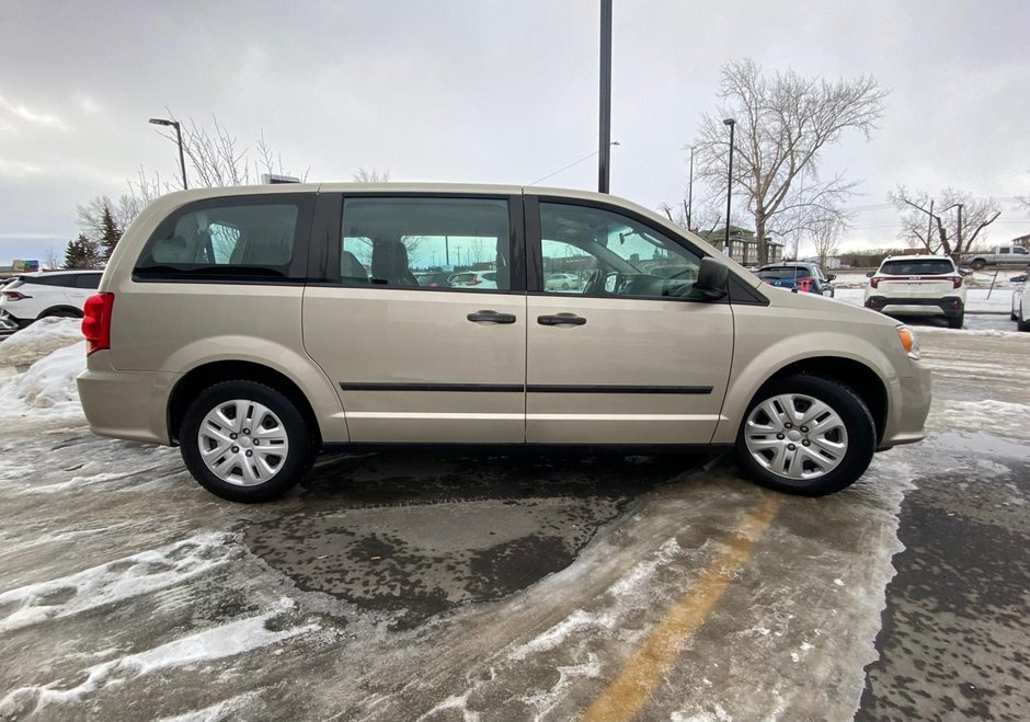 2016 Dodge Grand Caravan Canada Value Package-5